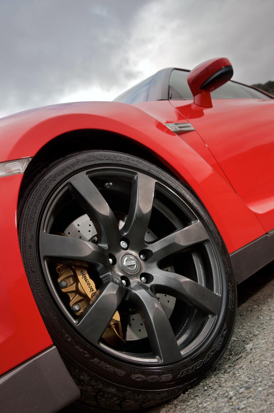  Nissan GT-R 2007 года  (фото 337 из 480)
